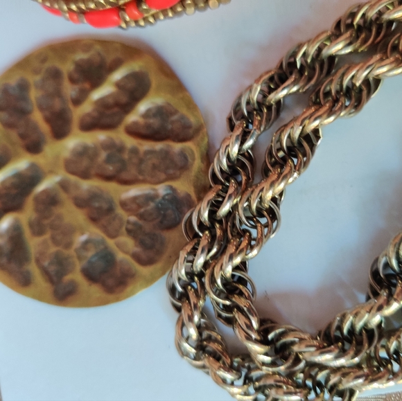 "Pretty in Red" Vintage Jewelry Bundle #12 - Picture 4 of 9